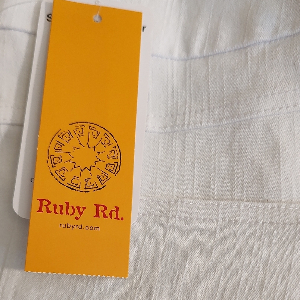 Ruby Rd. White Skinny Jeans - Picture 5 of 7
